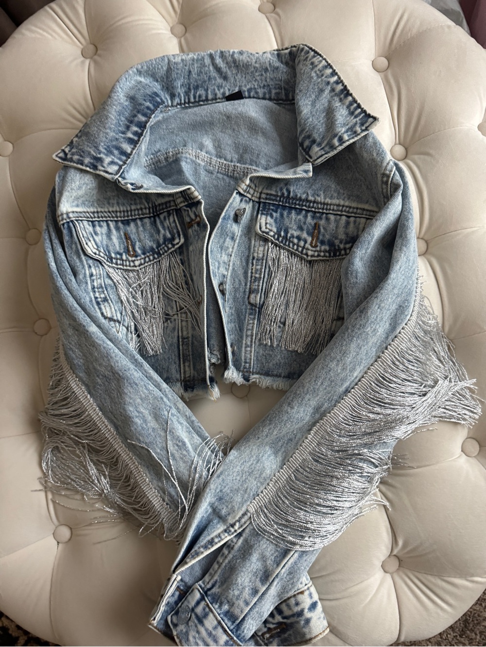 Fringed Light Wash Cropped Denim Jacket - Blue